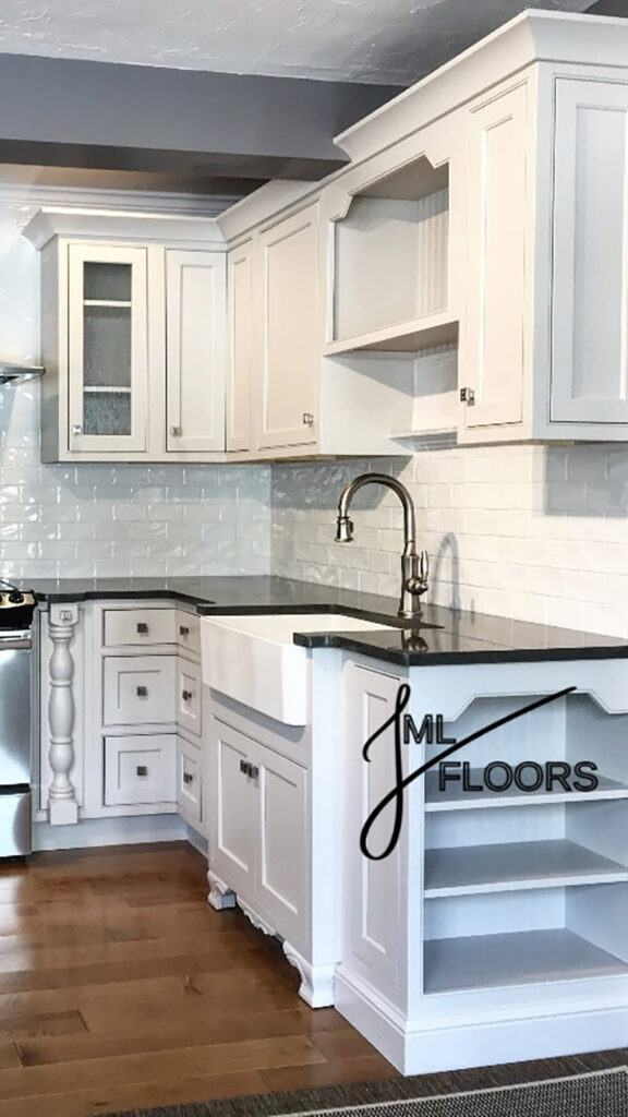 White Kitchen Backsplash - Cape Cod